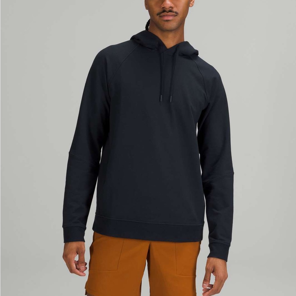 lululemon men’s City Sweat hoodie in Classic Navy. Size Medium